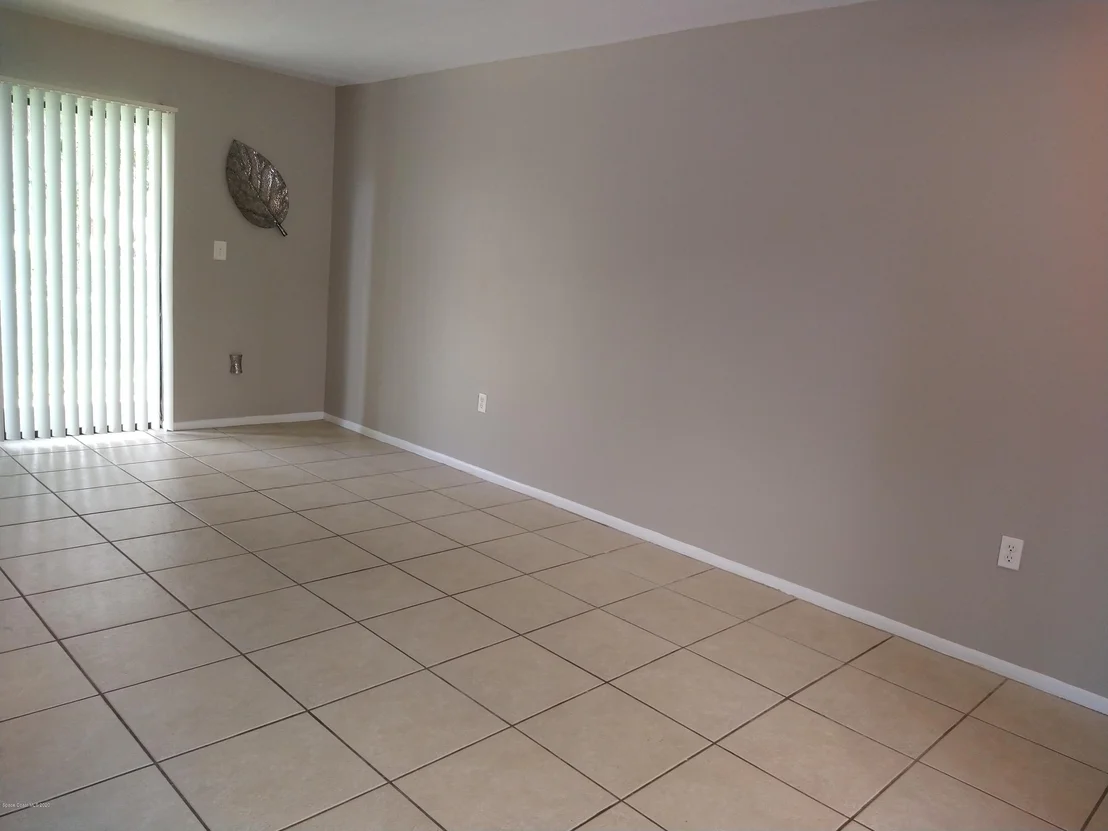 Photo of 2239 Flower Tree Circle