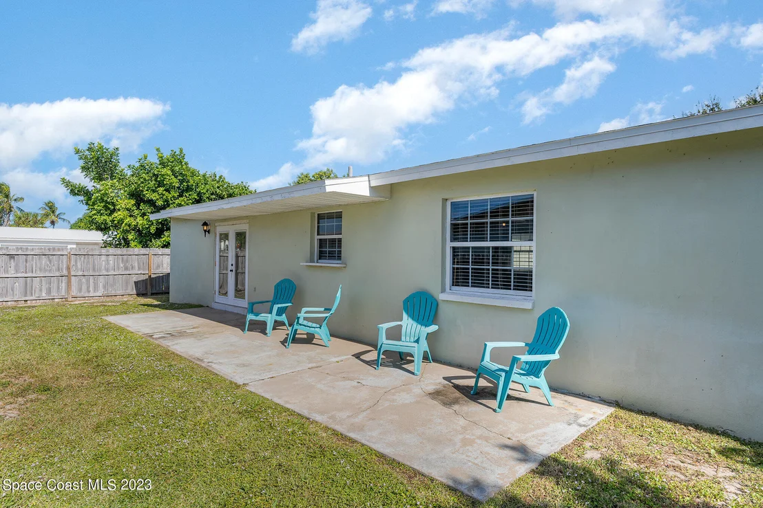 Photo of 947 Bluewater Drive