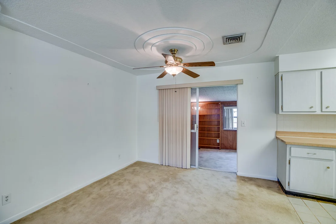 Photo of 1027 Green Road