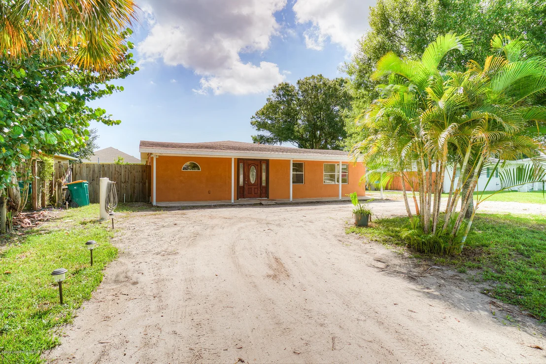 Photo of 160 Stephenson Drive
