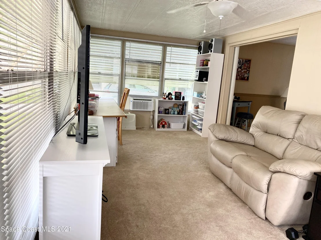 Photo of 519 Jennifer Circle