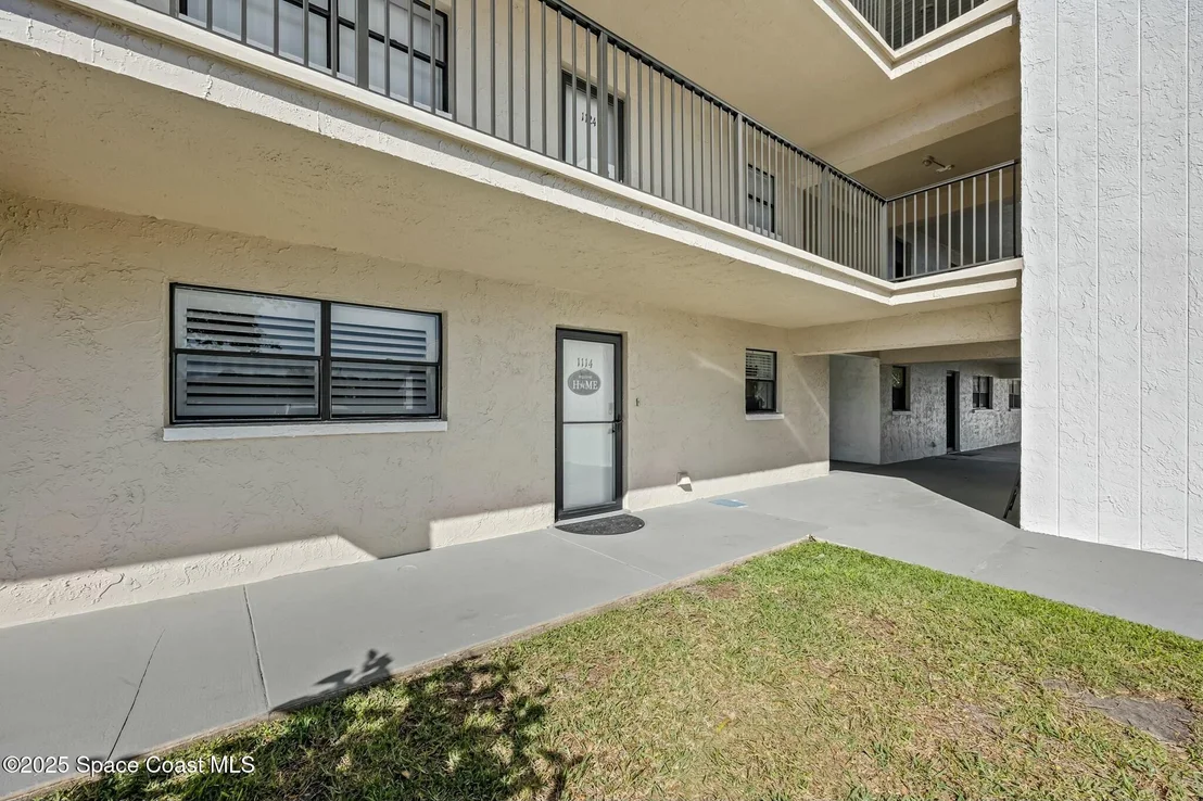 Photo of Unit 1114 at 325 Tangle Run Blvd Boulevard