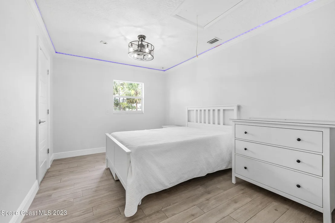 Photo of 3448 Jupiter Boulevard SE