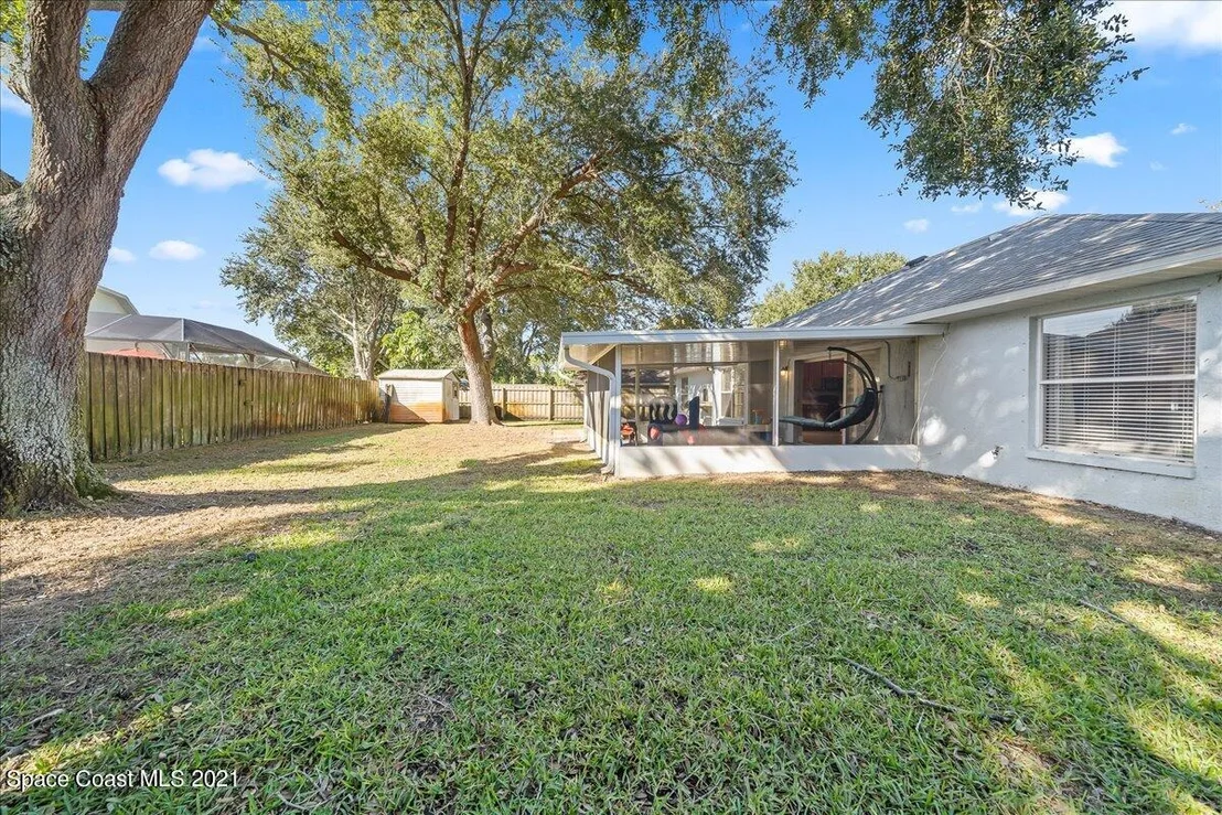 Photo of 1041 Jacaranda Circle