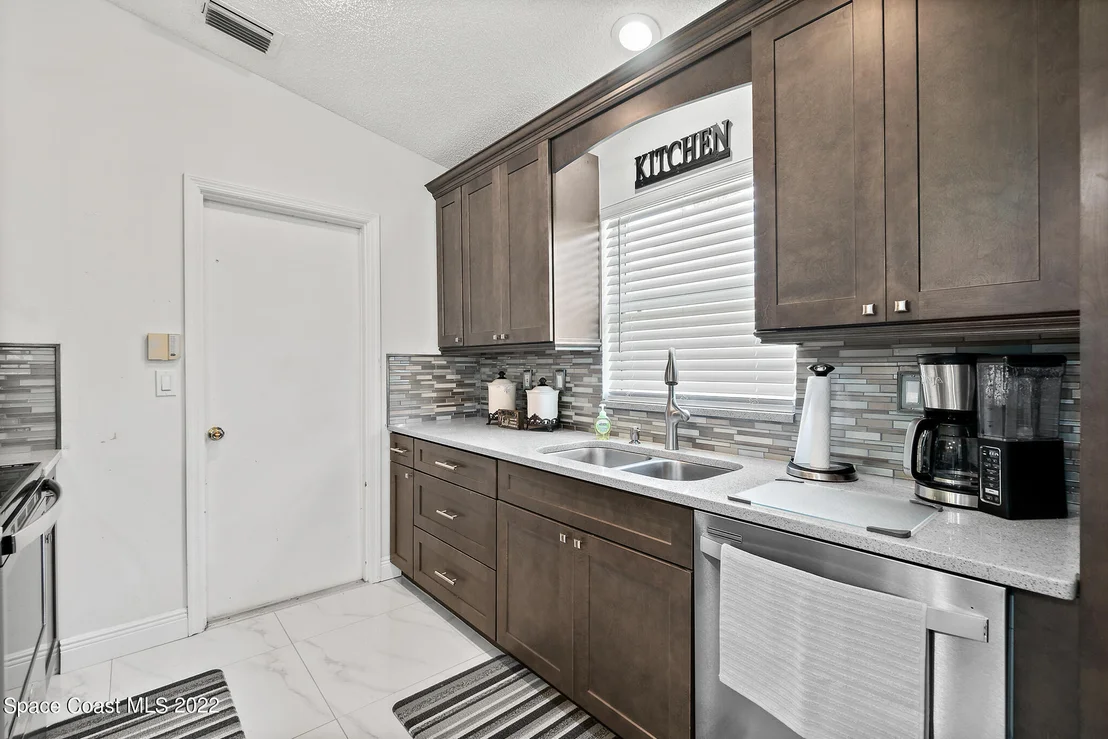 Photo of 8053 Bracken Lane