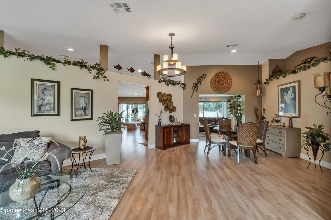 Photo of 2550 Waring Lane