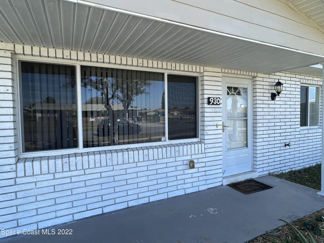 Photo of 930 Bacon Circle NE