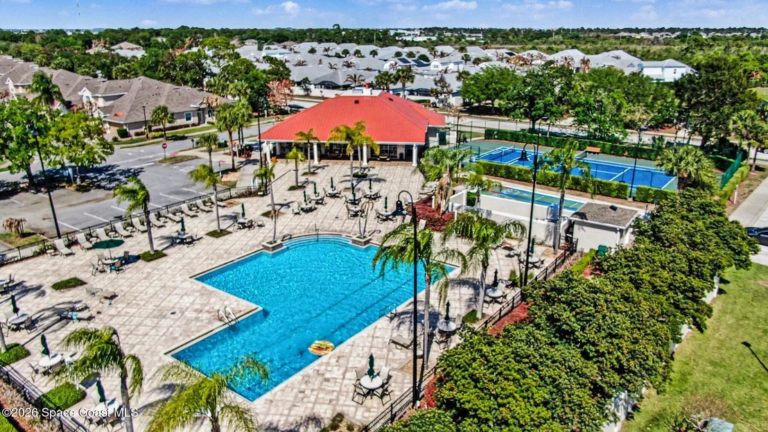 Photo of 1502 Tralee Bay Avenue
