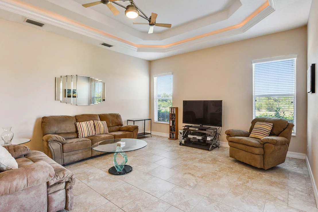 Photo of 1572 Nome Lane