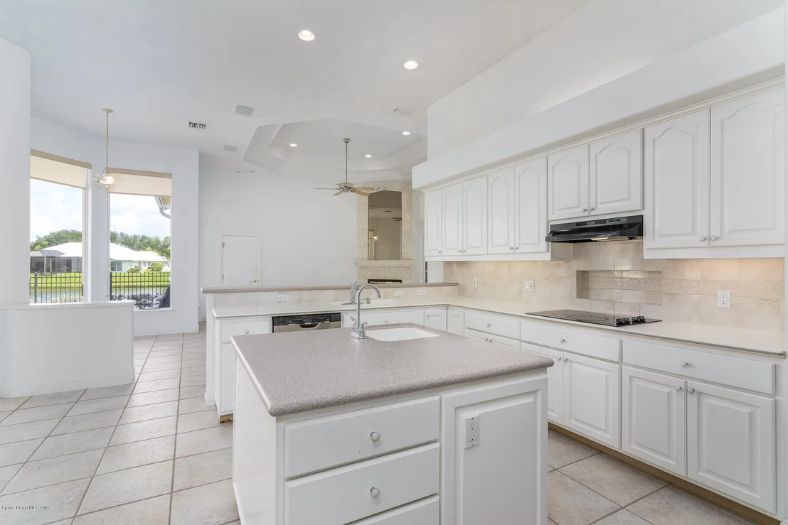 Photo of 330 Newport Drive