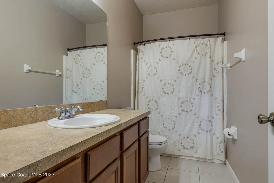 Photo of 1201 Serengeti Way