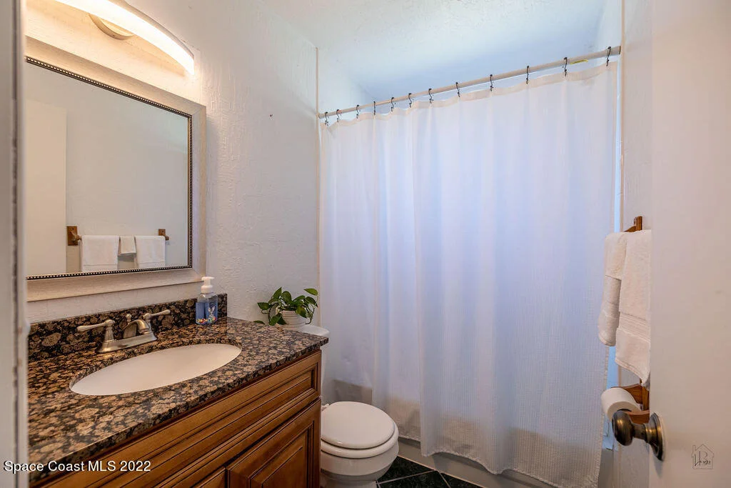 Photo of 1369 Estridge Drive