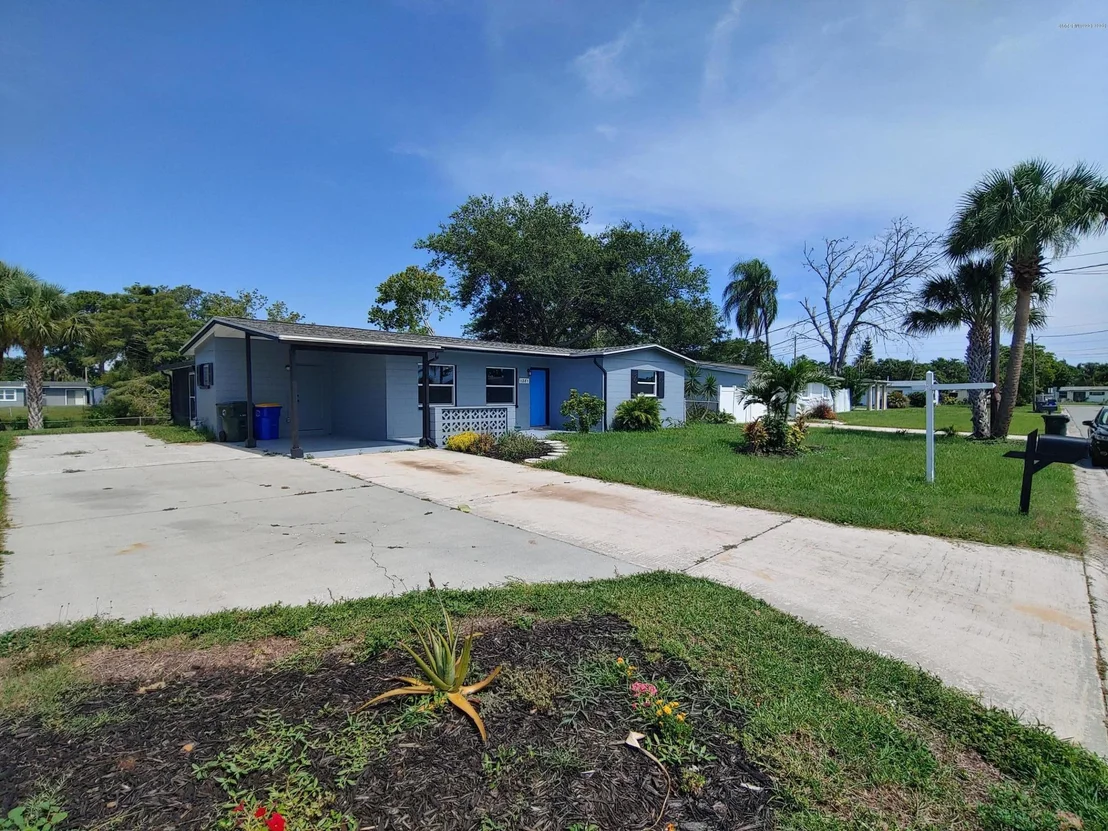 Photo of 1281 Estridge Drive