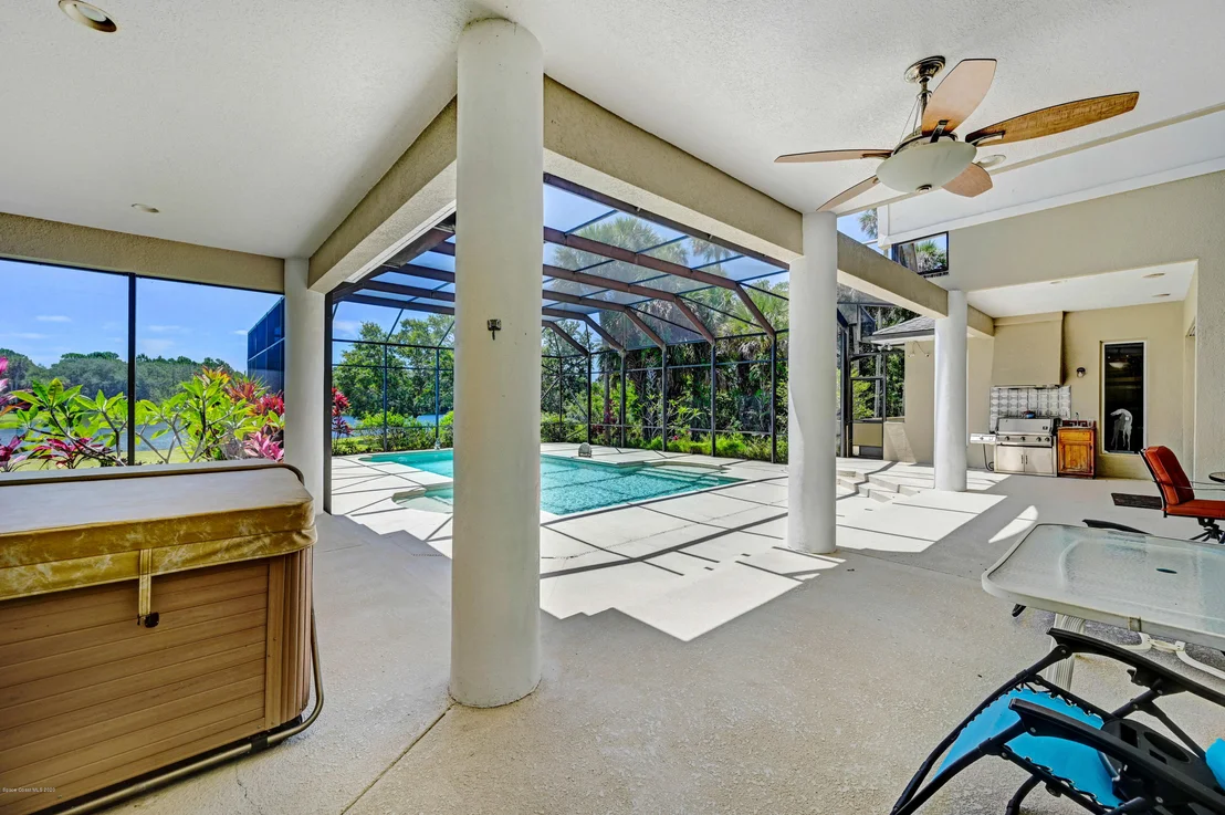 Photo of 5640 Willoughby Drive