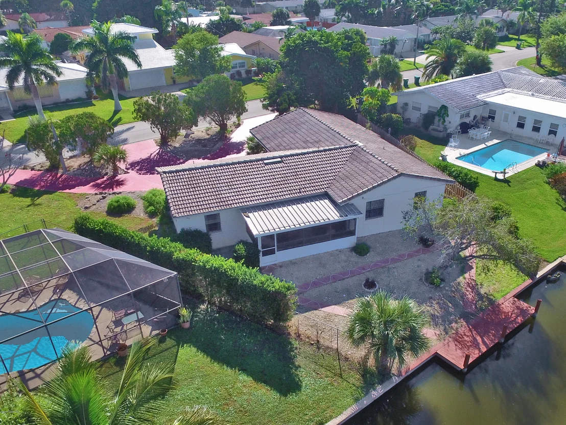 Photo of 4891 Fairview Drive