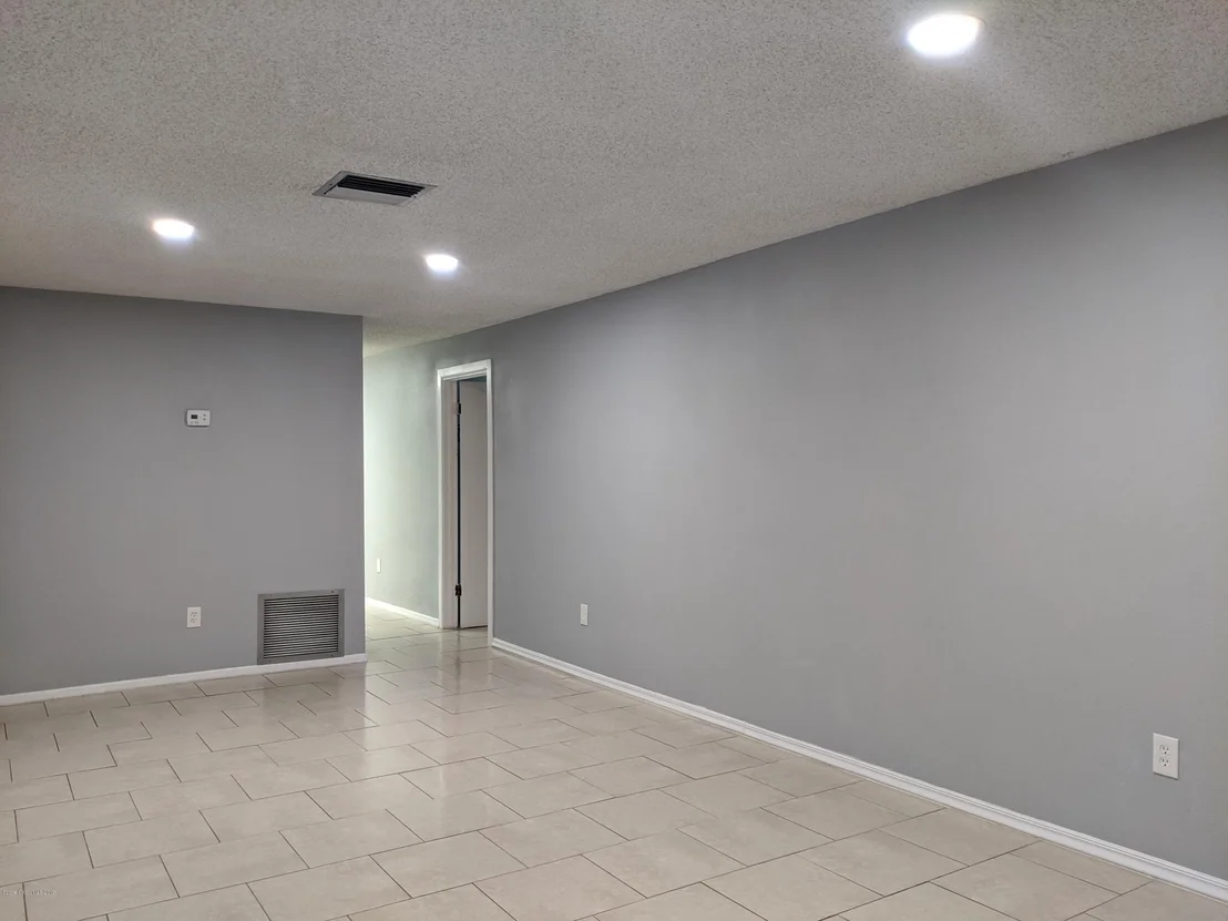 Photo of 409 Count Street