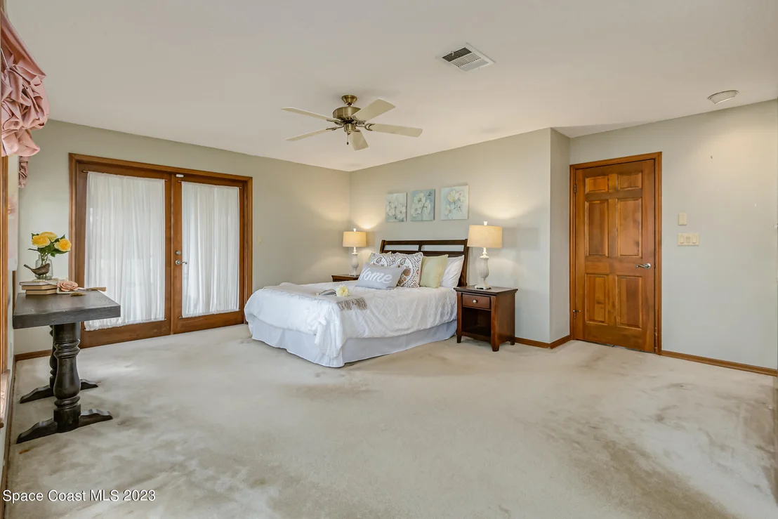 Photo of 401 Crystal Lake Drive