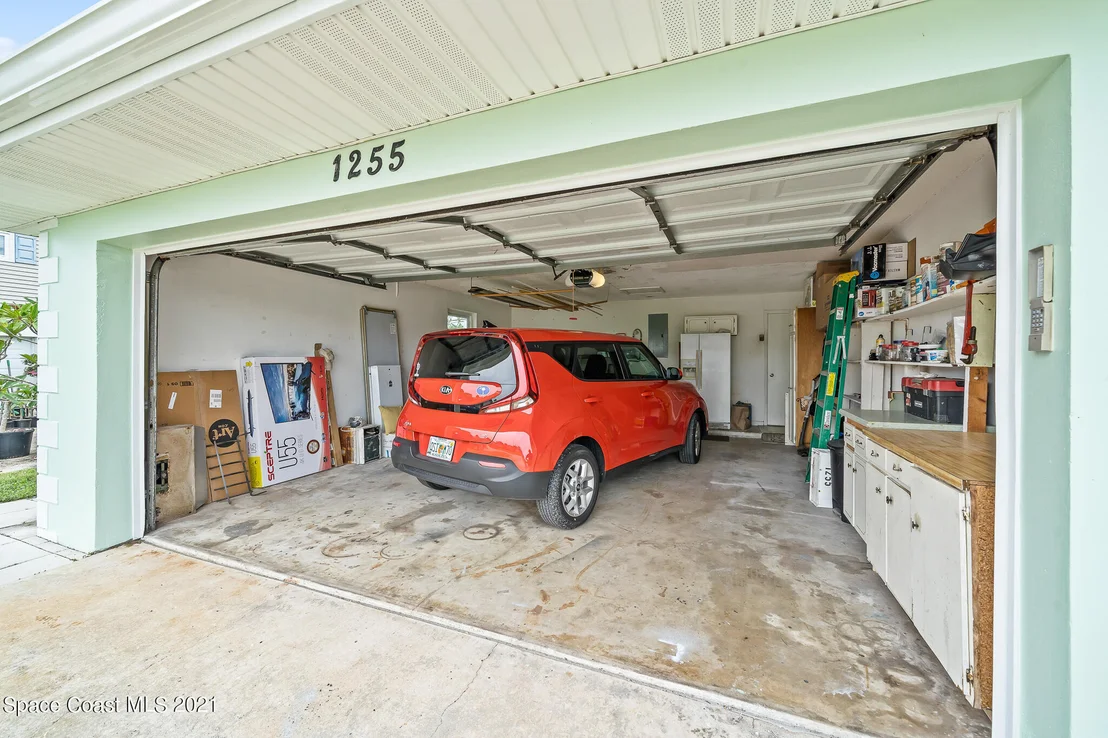 Photo of 1255 Seminole Drive