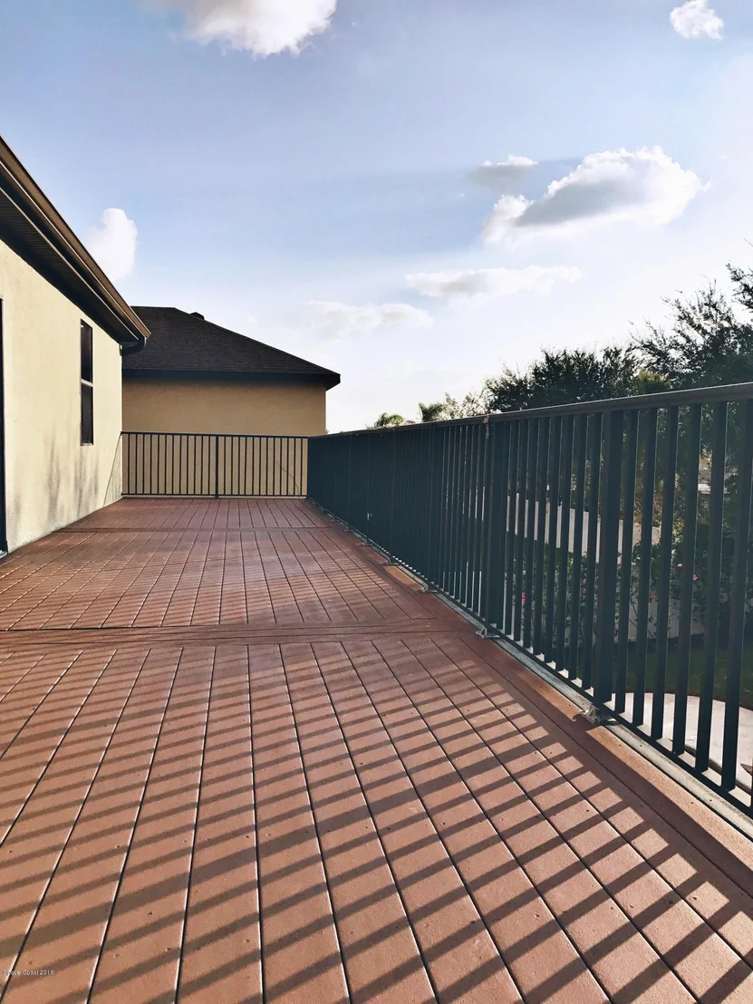 Photo of 1300 Talon Way