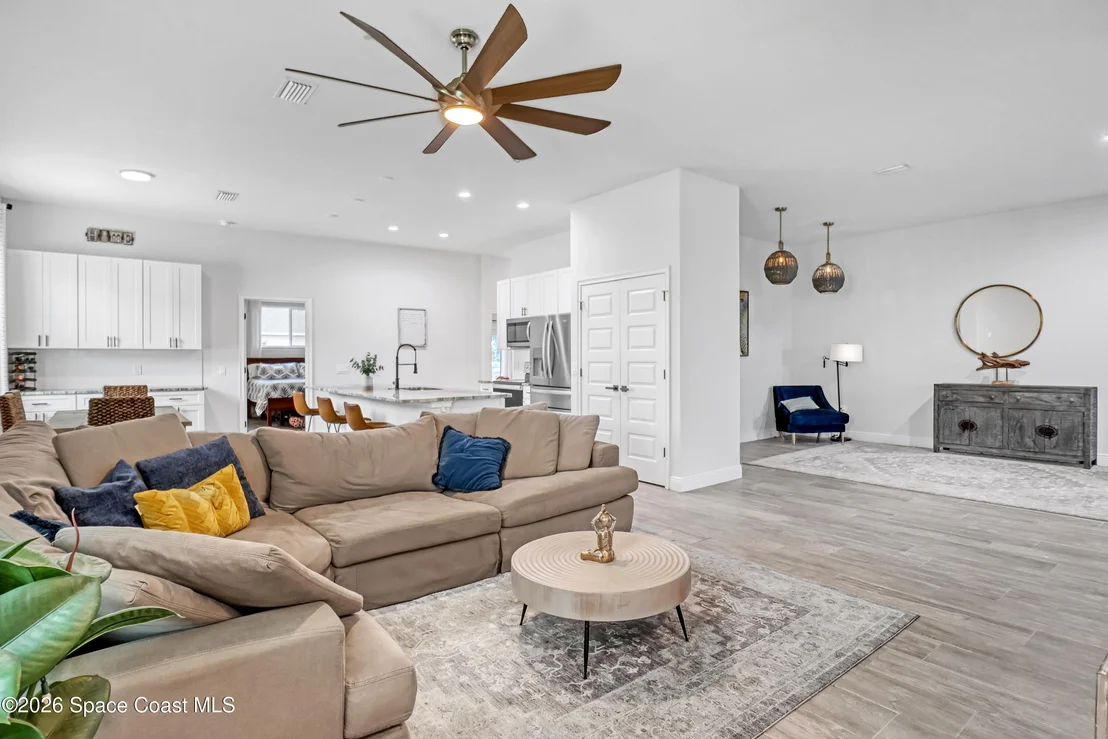 Photo of 910 Windmill Street SE