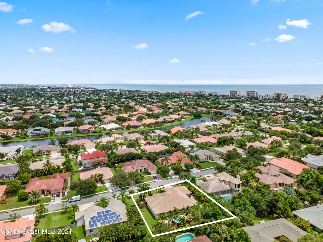 Photo of 357 Southampton Drive