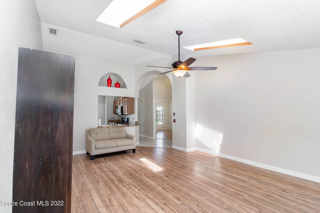 Photo of 5835 Baltimore Avenue