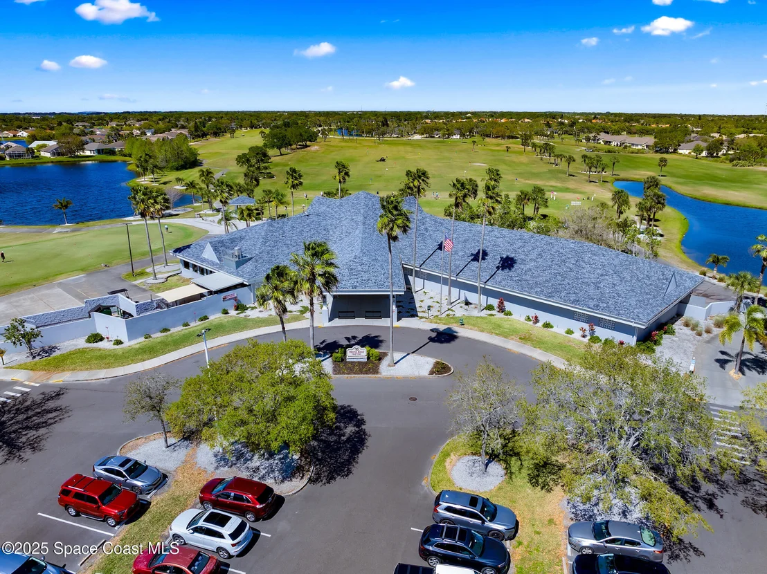Photo of 2596 Addington Circle