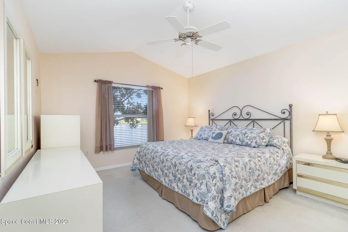 Photo of 2421 Addington Circle
