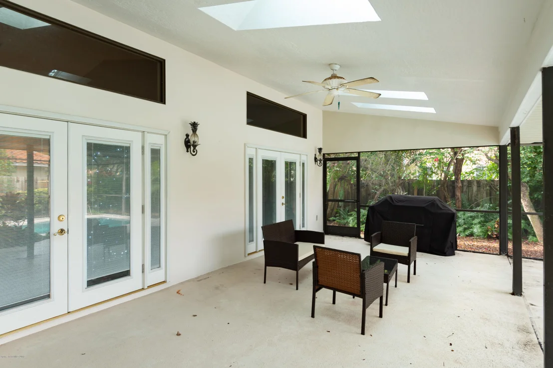 Photo of 534 Hummingbird Drive