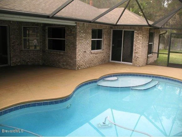 Photo of 2426 Oakcrest Lane