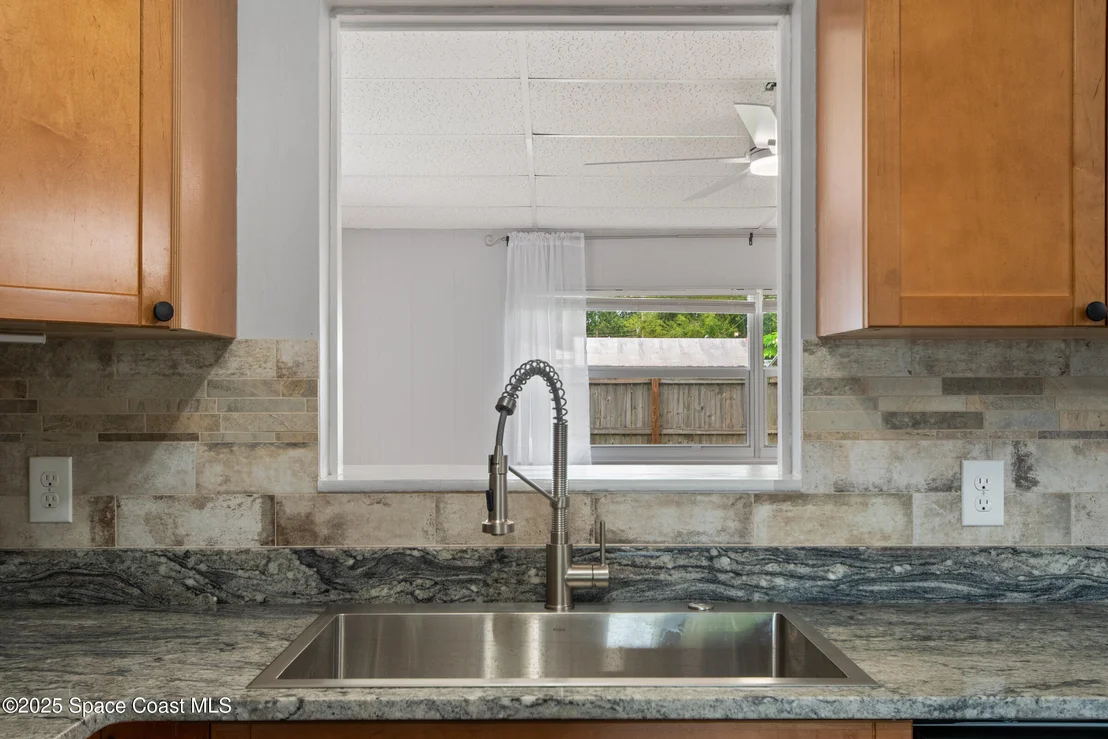Photo of 620 Clarke Avenue