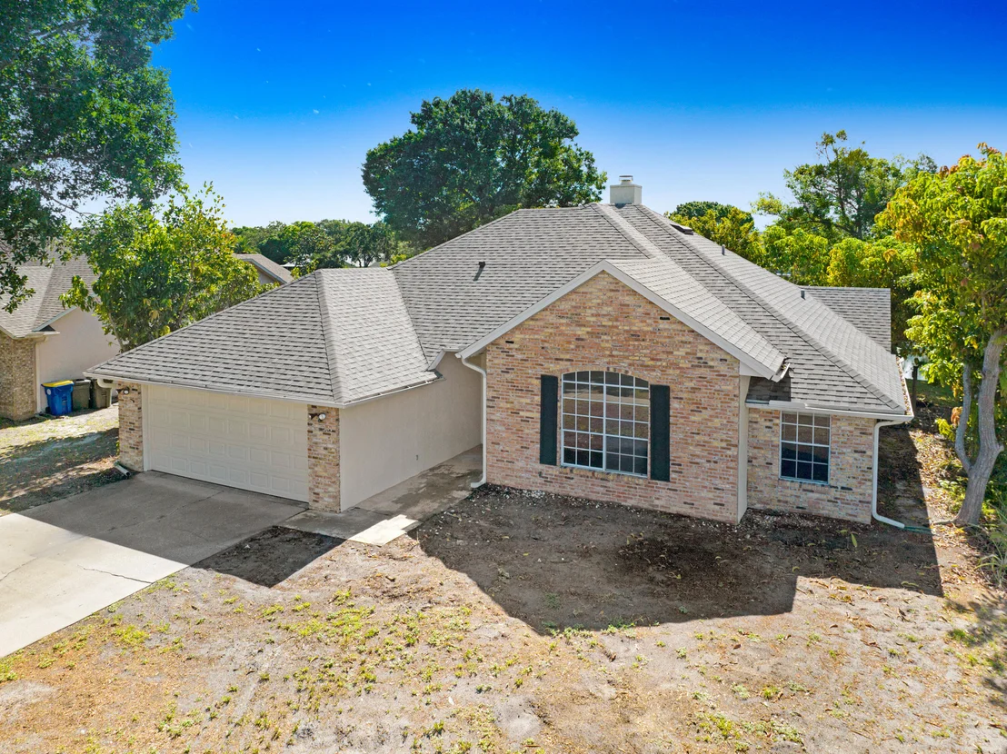 Photo of 1238 Weeping Willow Lane
