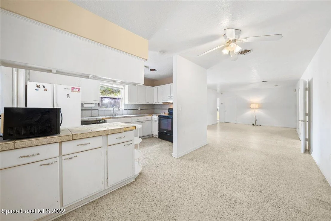 Photo of 1266 Bianca Drive NE