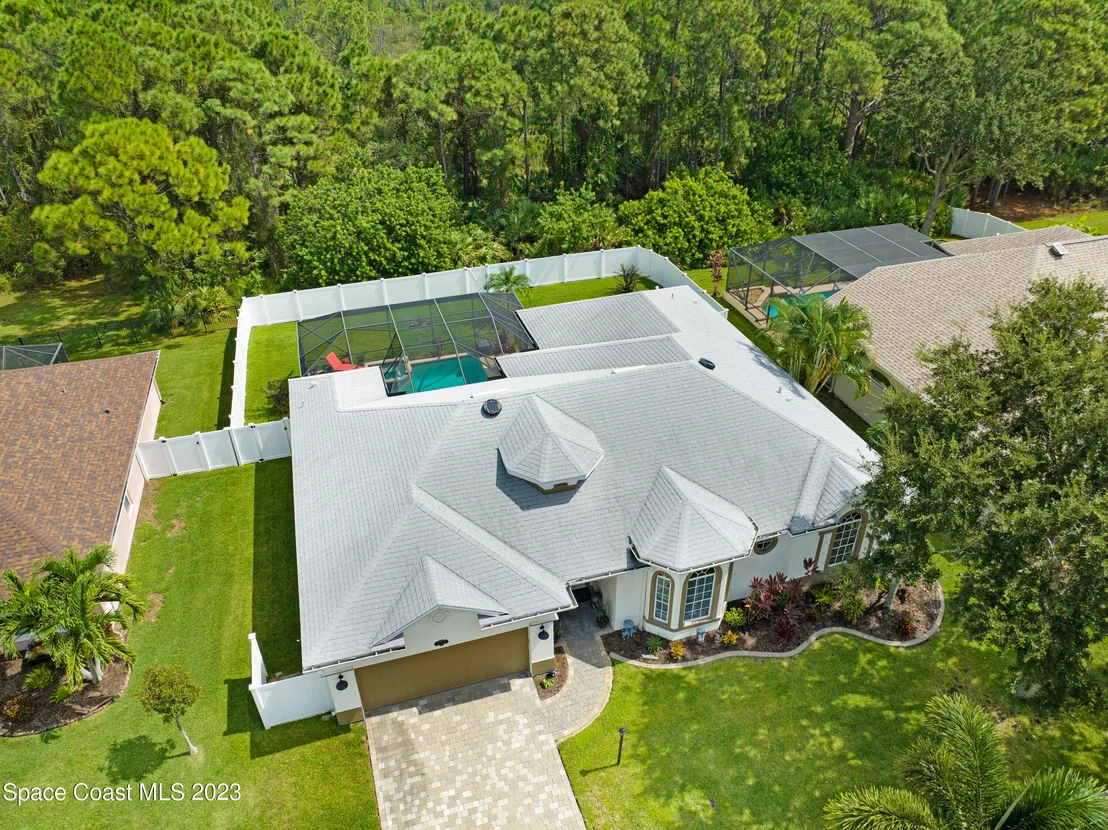 Photo of 242 Pebble Hill Way
