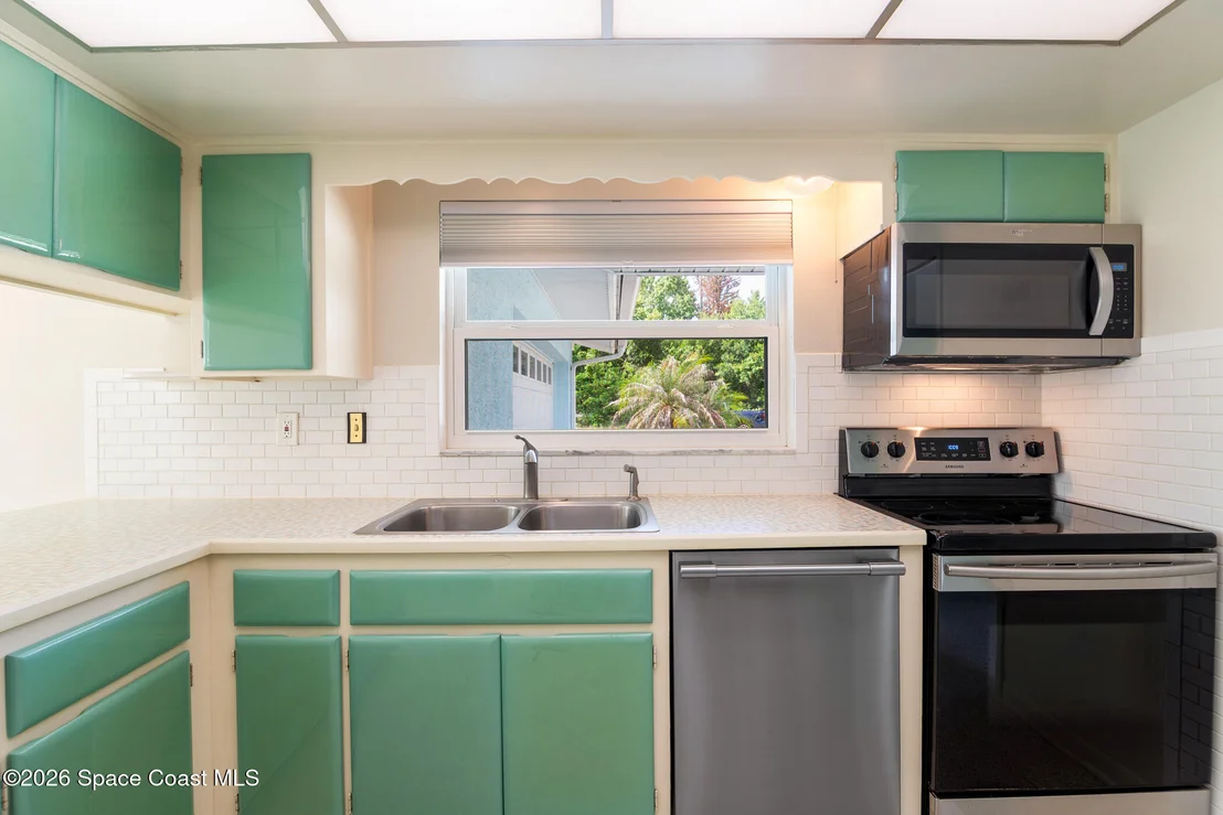 Photo of 44 Grandview Boulevard