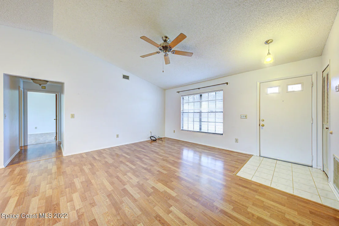 Photo of 2472 Nobility Avenue