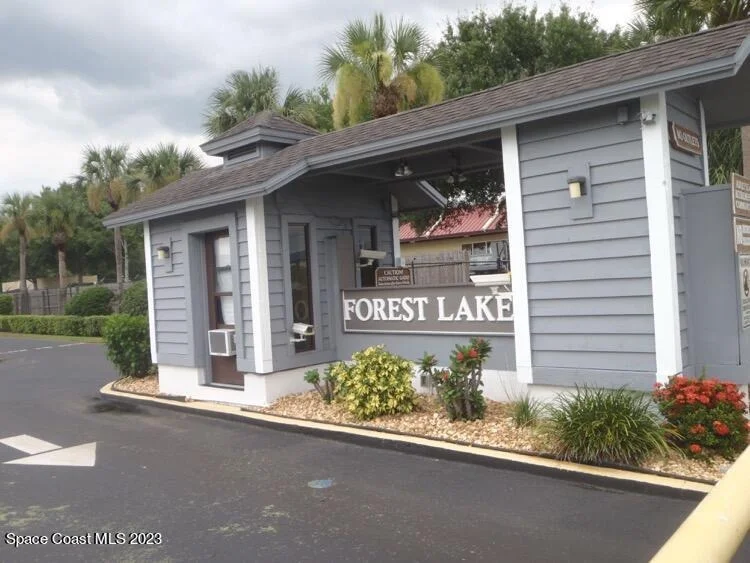 Photo of 122 Forest Lake Drive