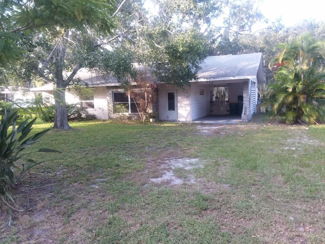 Photo of 724 Central Boulevard