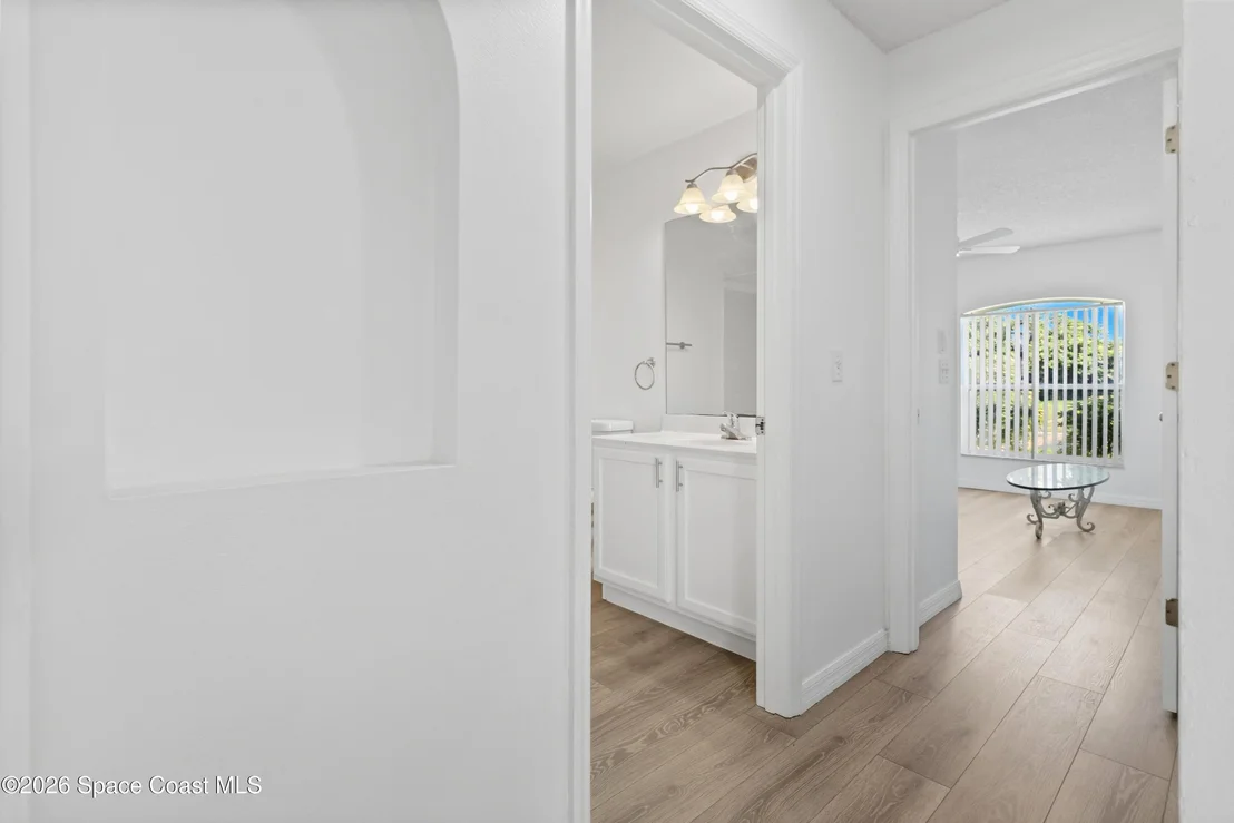 Photo of 2126 Redwood Circle NE