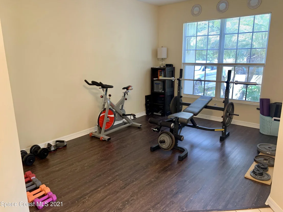 Photo of 901 Benton Drive