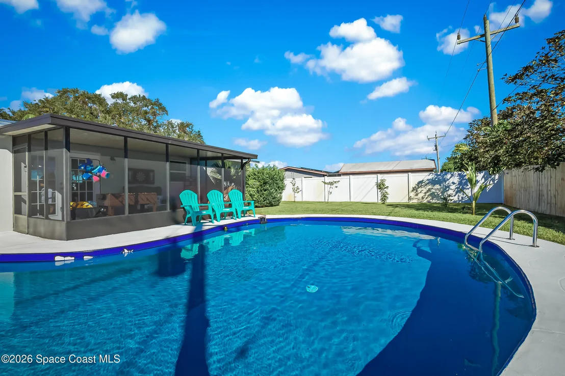 Photo of 557 Ixora Drive