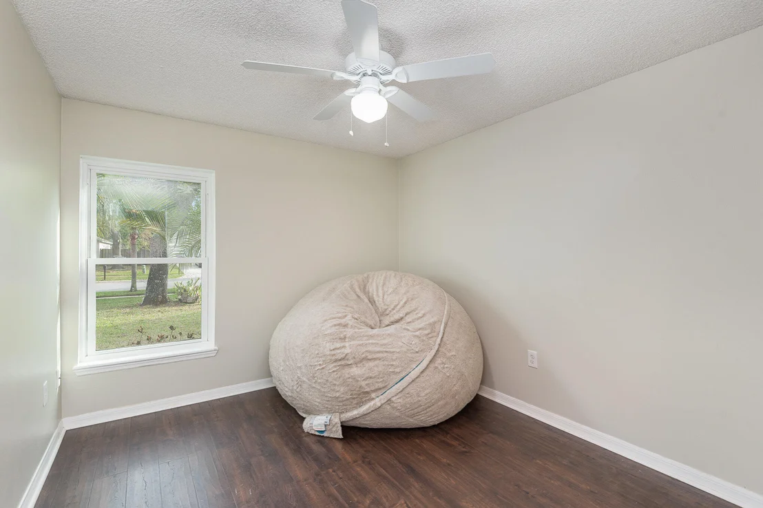 Photo of 2403 Mountain View Avenue