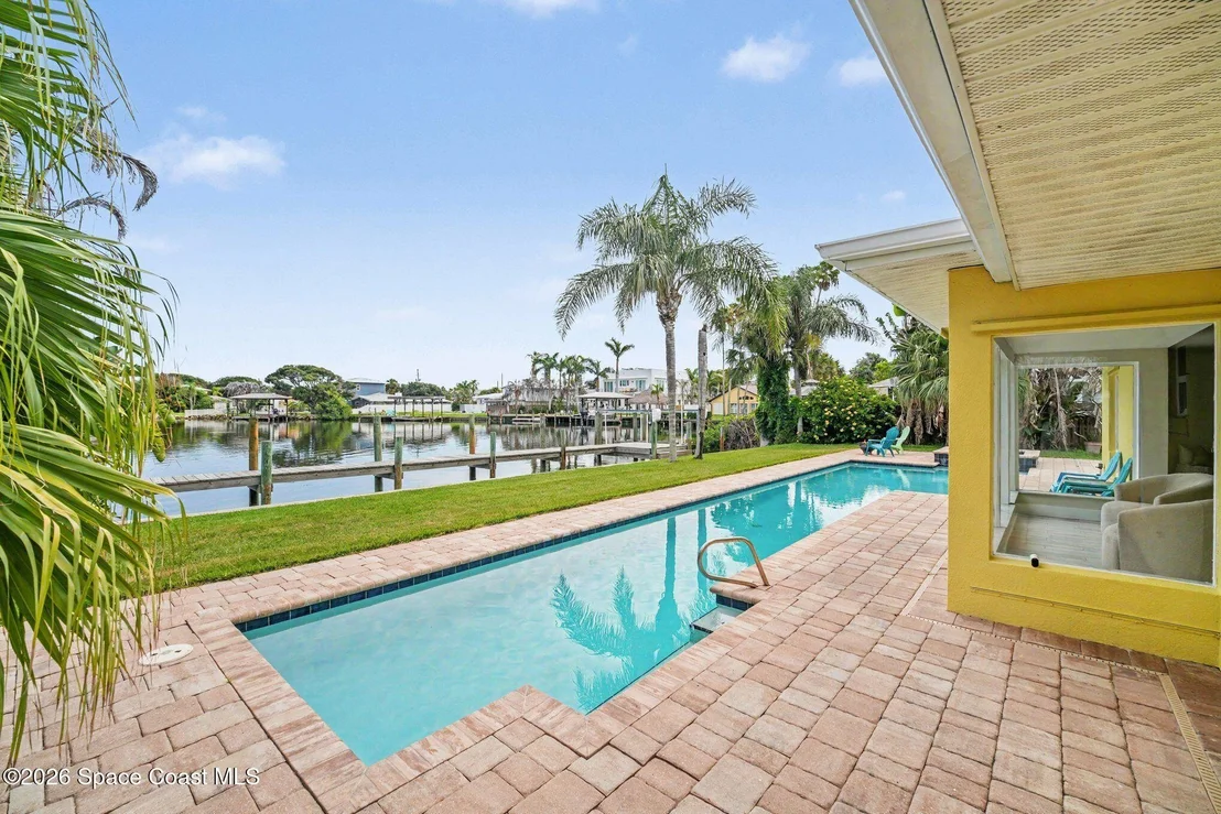 Photo of 1540 Bay Shore Drive