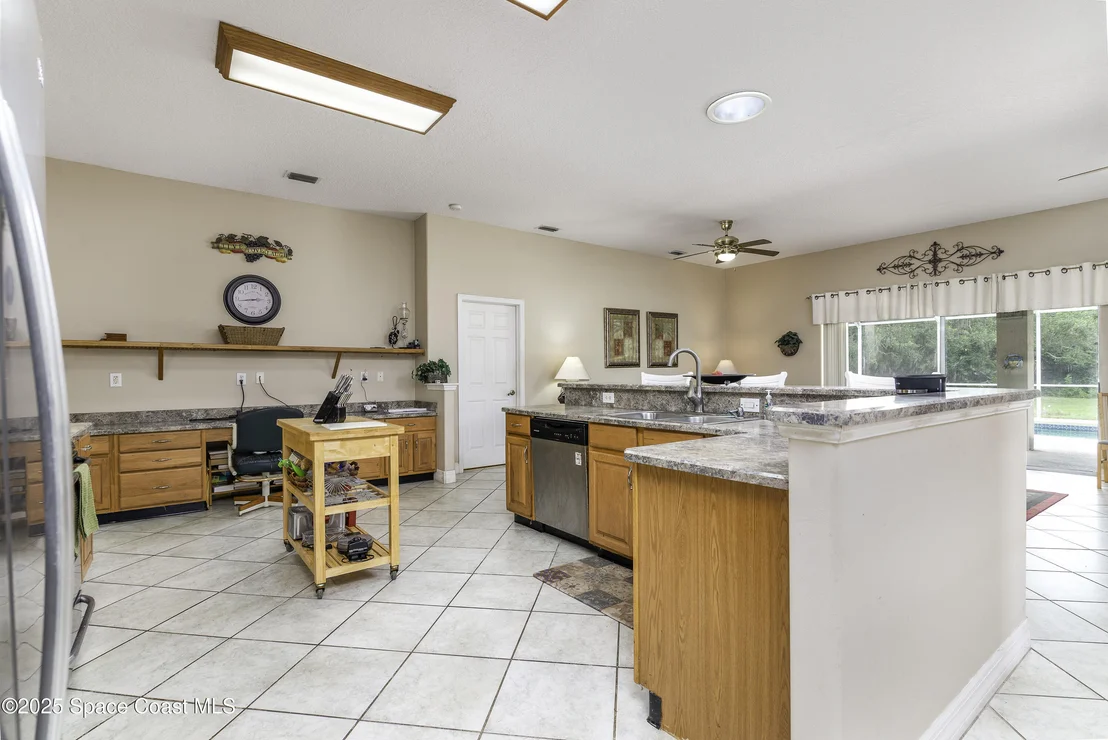 Photo of 386 Valencia Road