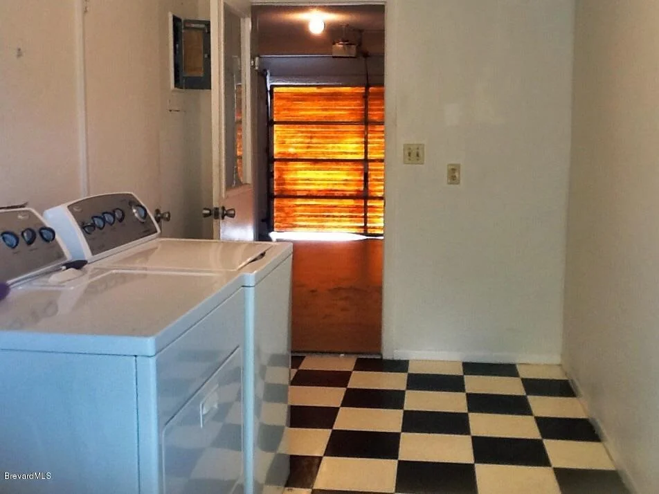 Photo of 1455 Sumac Court NE