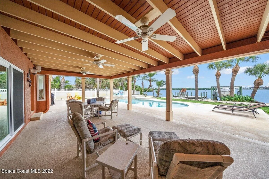 Photo of 83 W Bay Drive
