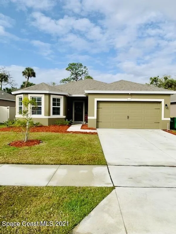 Photo of 560 Sorrento Drive