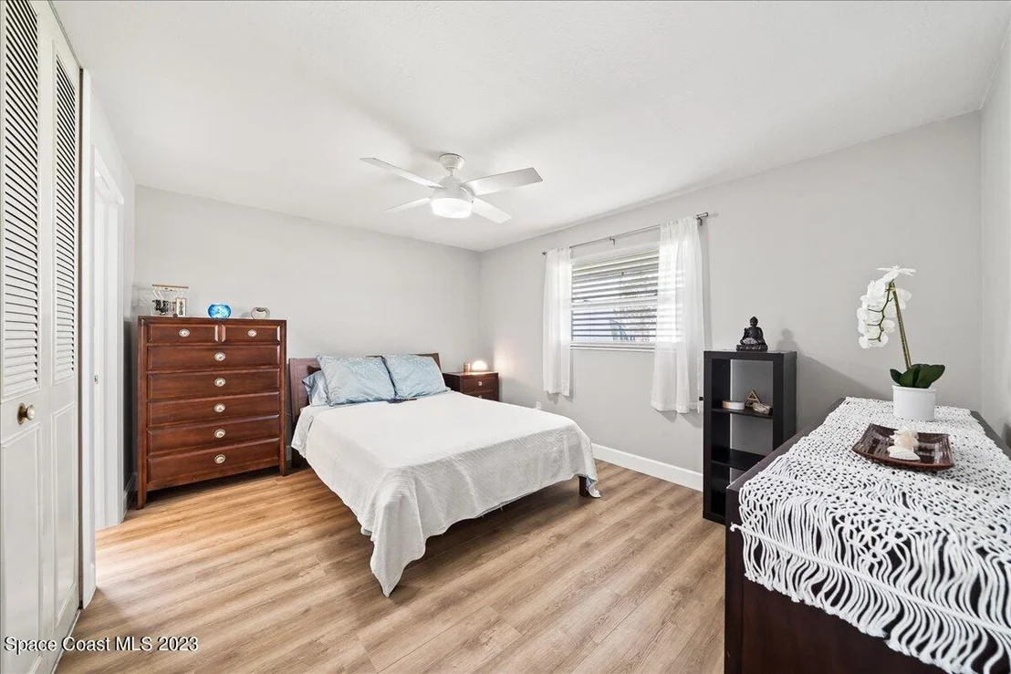 Photo of 1707 Ixora Drive W