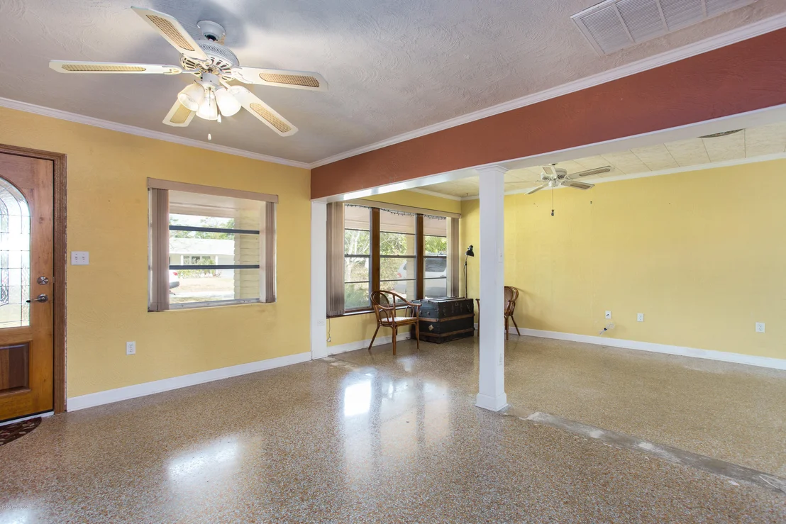 Photo of 749 Everglade Drive