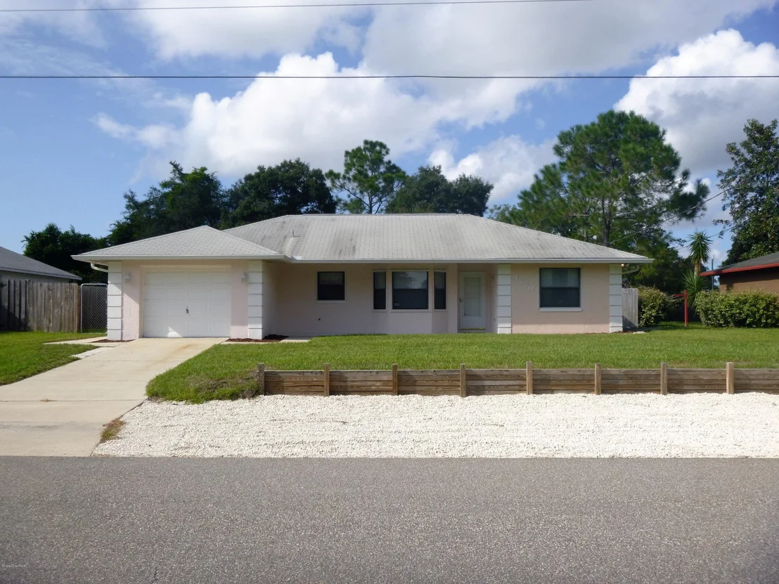 Photo of 4250 Mac Tavish Street